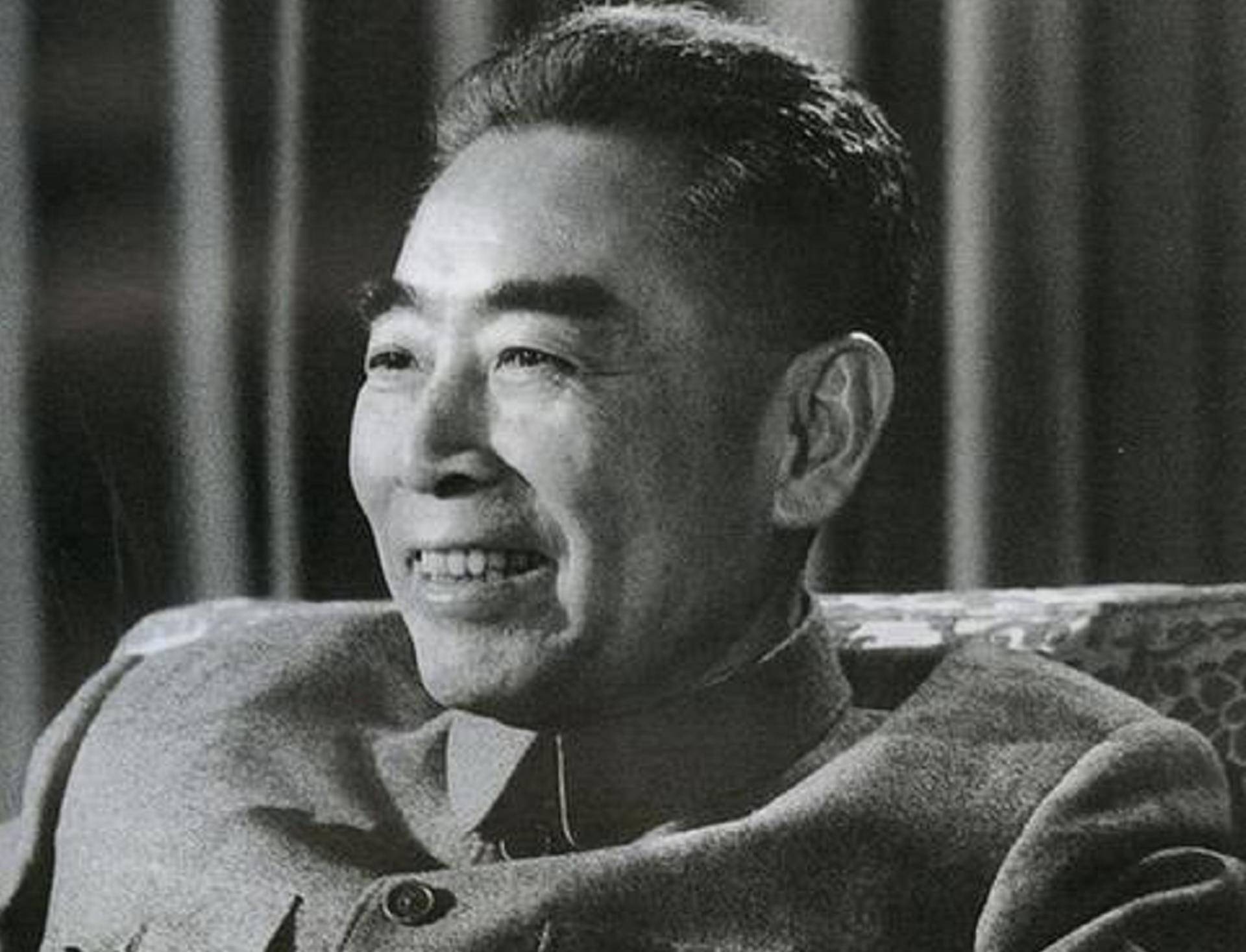 要求极高三四百人只挑两三个唯独没北京人pg电子娱乐平台原创人民大会堂对服务员(图13)