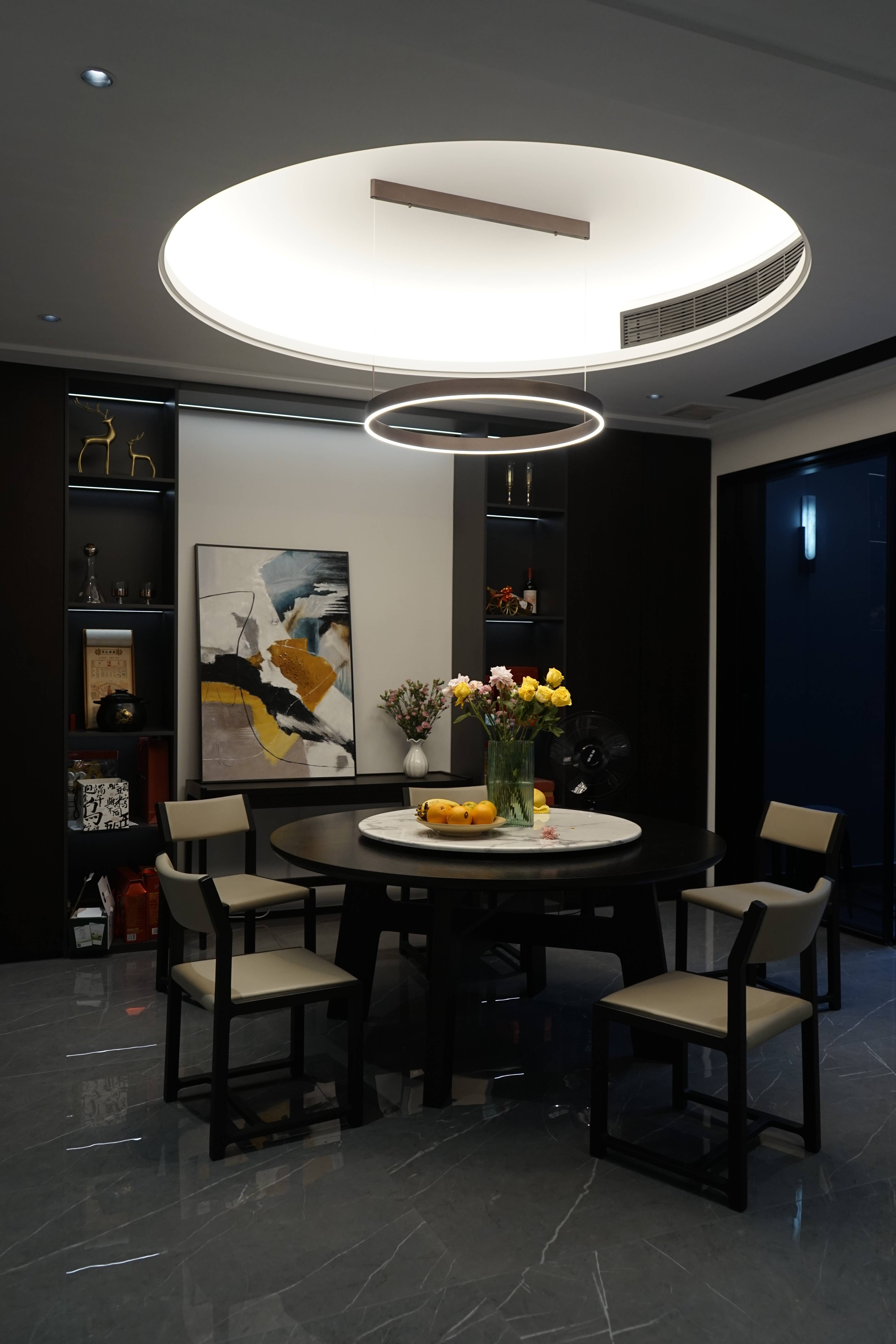 做？4种灯光搭配让餐厅一整个高级住！pg电子免费模拟器网红圆桌照明怎么(图9)
